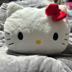 RARE!!Hello Kitty hand muff/warmer